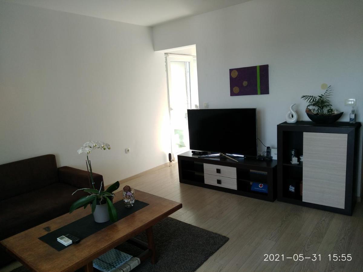 Private Pool And Sea View Apartment Omiš Kültér fotó