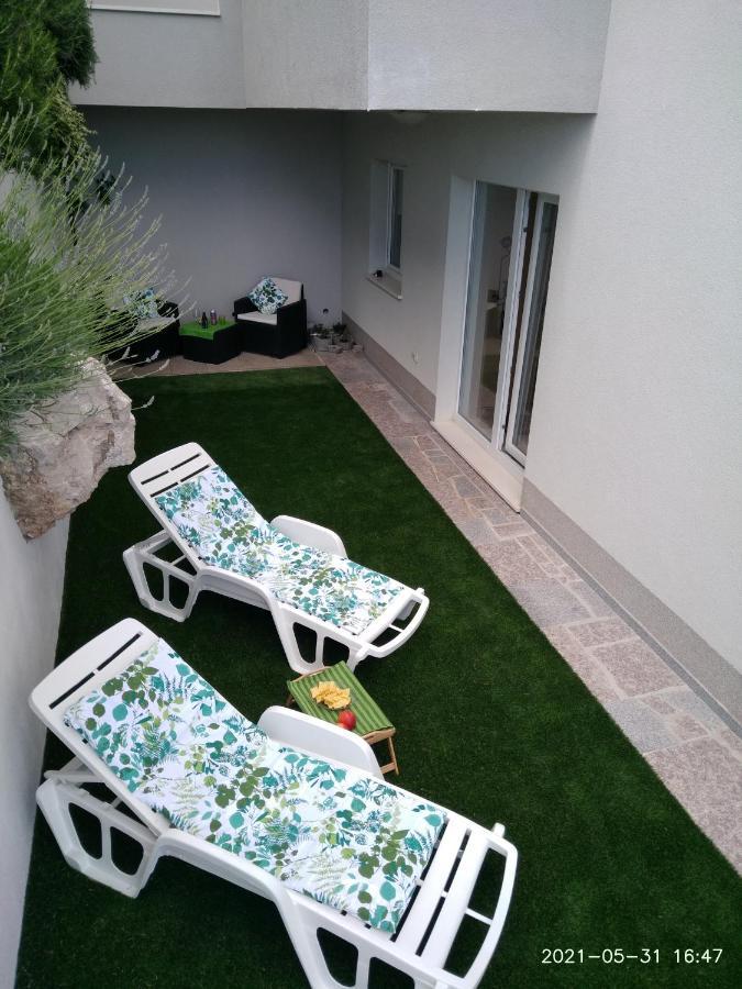 Private Pool And Sea View Apartment Omiš Kültér fotó