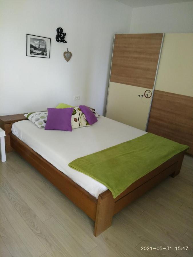Private Pool And Sea View Apartment Omiš Kültér fotó