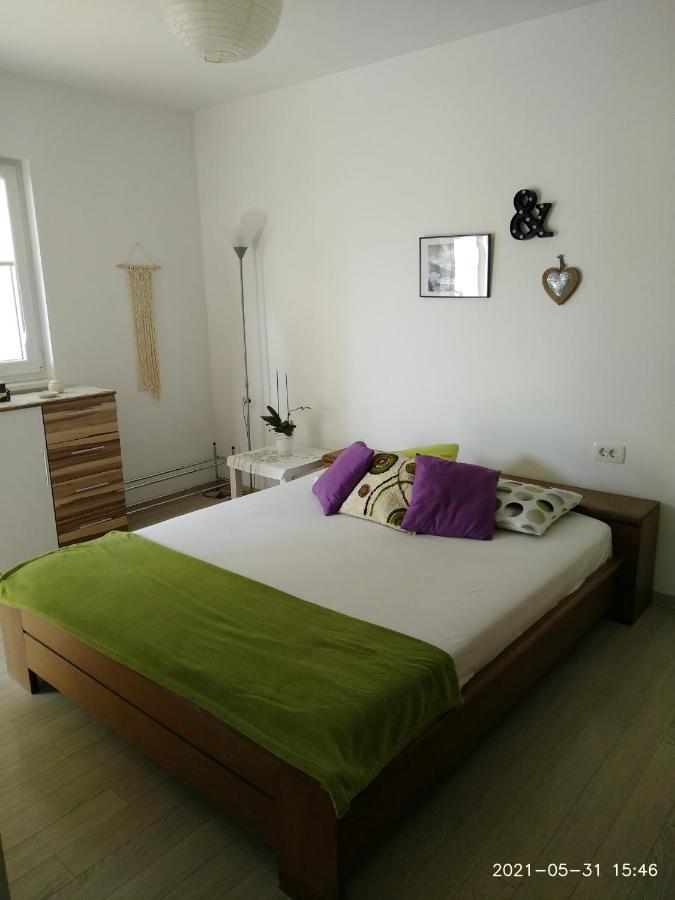 Private Pool And Sea View Apartment Omiš Kültér fotó