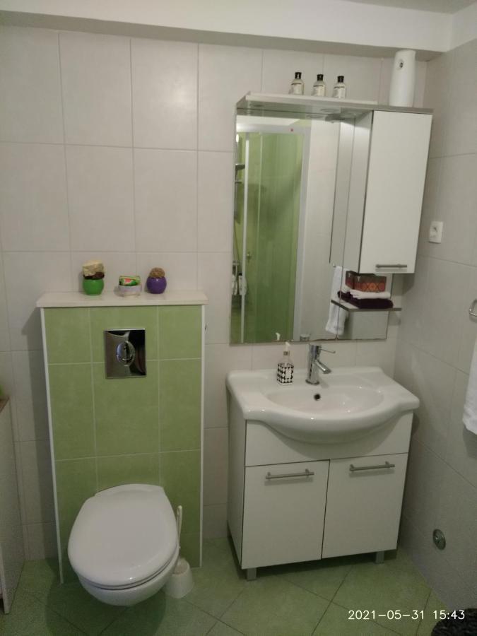 Private Pool And Sea View Apartment Omiš Kültér fotó