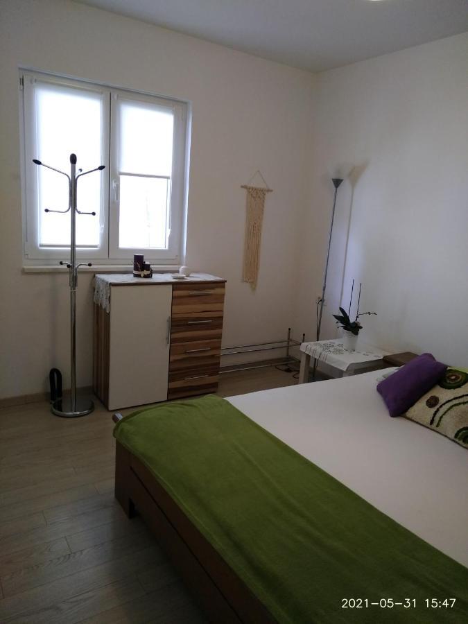 Private Pool And Sea View Apartment Omiš Kültér fotó